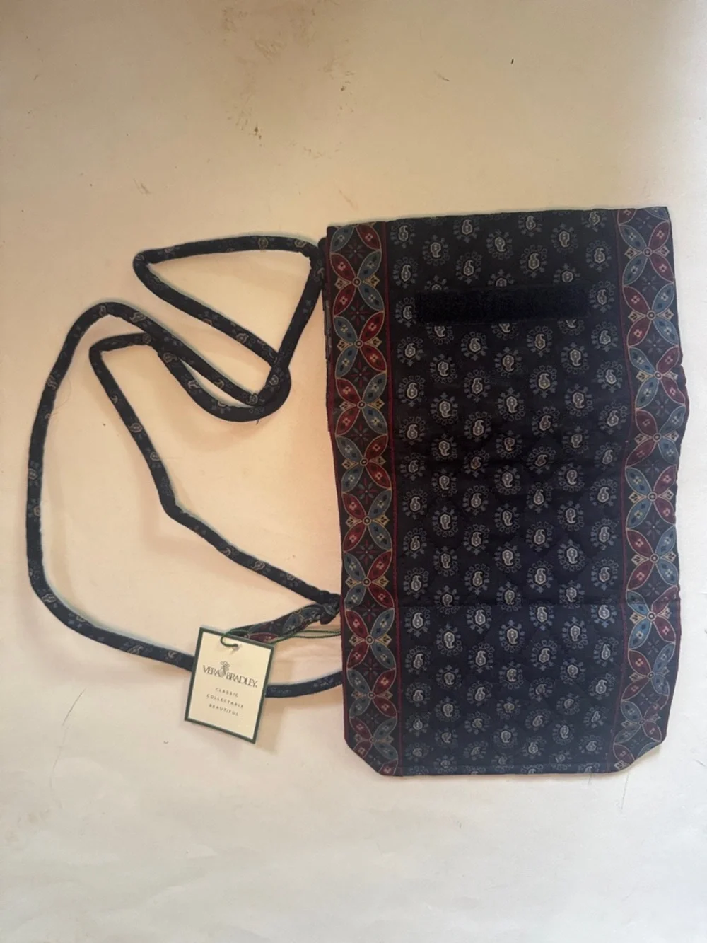 VERA BRADLEY Crossbody Wallet Classic Navy Blue Red Paisley NWT KL